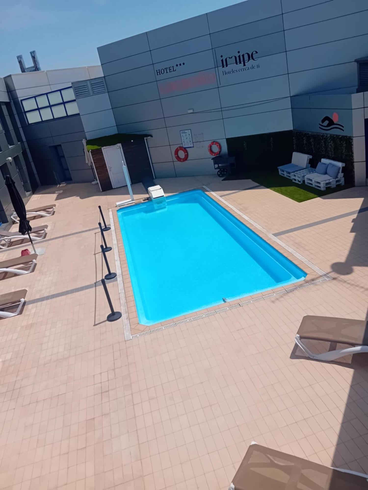 Iraipe Logrono Hotel Esterno foto
